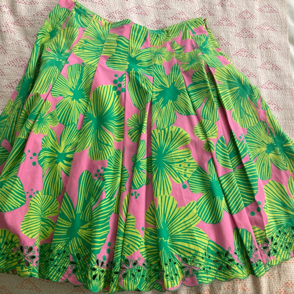 Lily Pulitzer Pink and Green aLine pleated skirt. Ingrid skirt in Pedal Pushers.